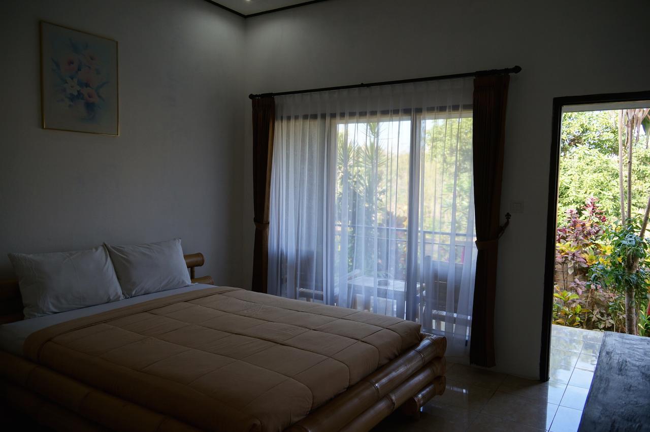 Willy Homestay Улувату Екстер'єр фото